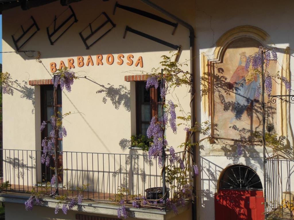 Agriturismo Affittacamere Barbarossa Dogliani Exterior foto
