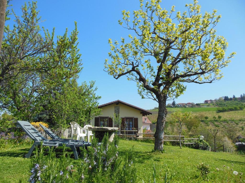 Agriturismo Affittacamere Barbarossa Dogliani Exterior foto