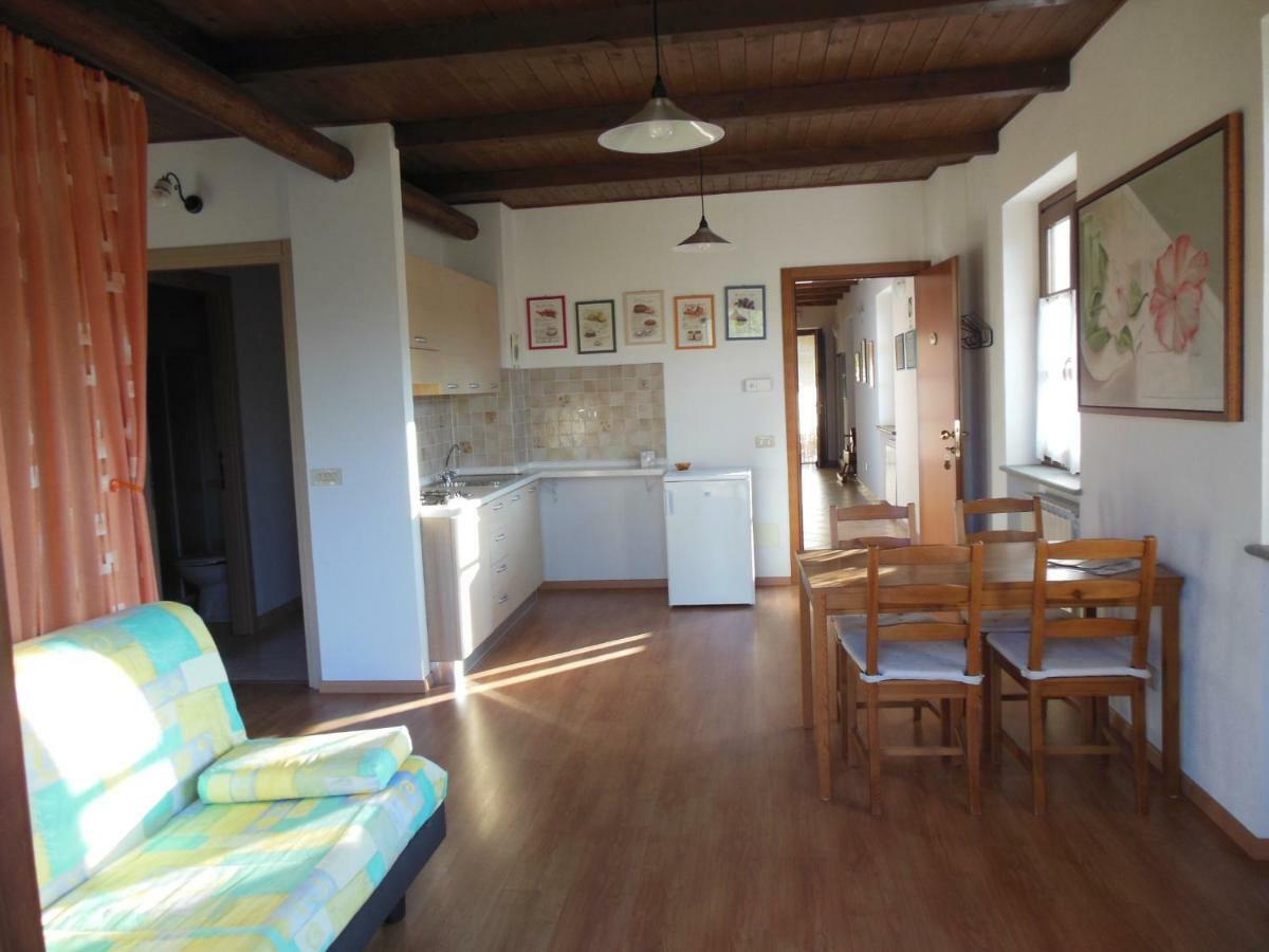 Agriturismo Affittacamere Barbarossa Dogliani Exterior foto